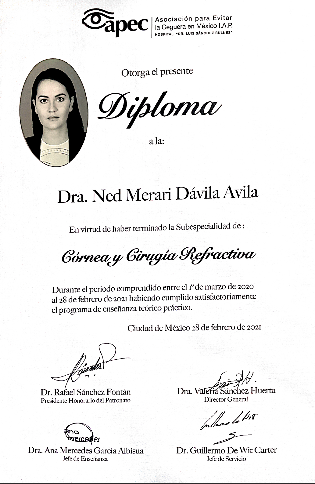 Diploma de Subespecialidad en Córnea y Cirugía Refractiva — Asociación para Evitar la Ceguera en México (APEC), Dra. Ned Merari Dávila Avila.